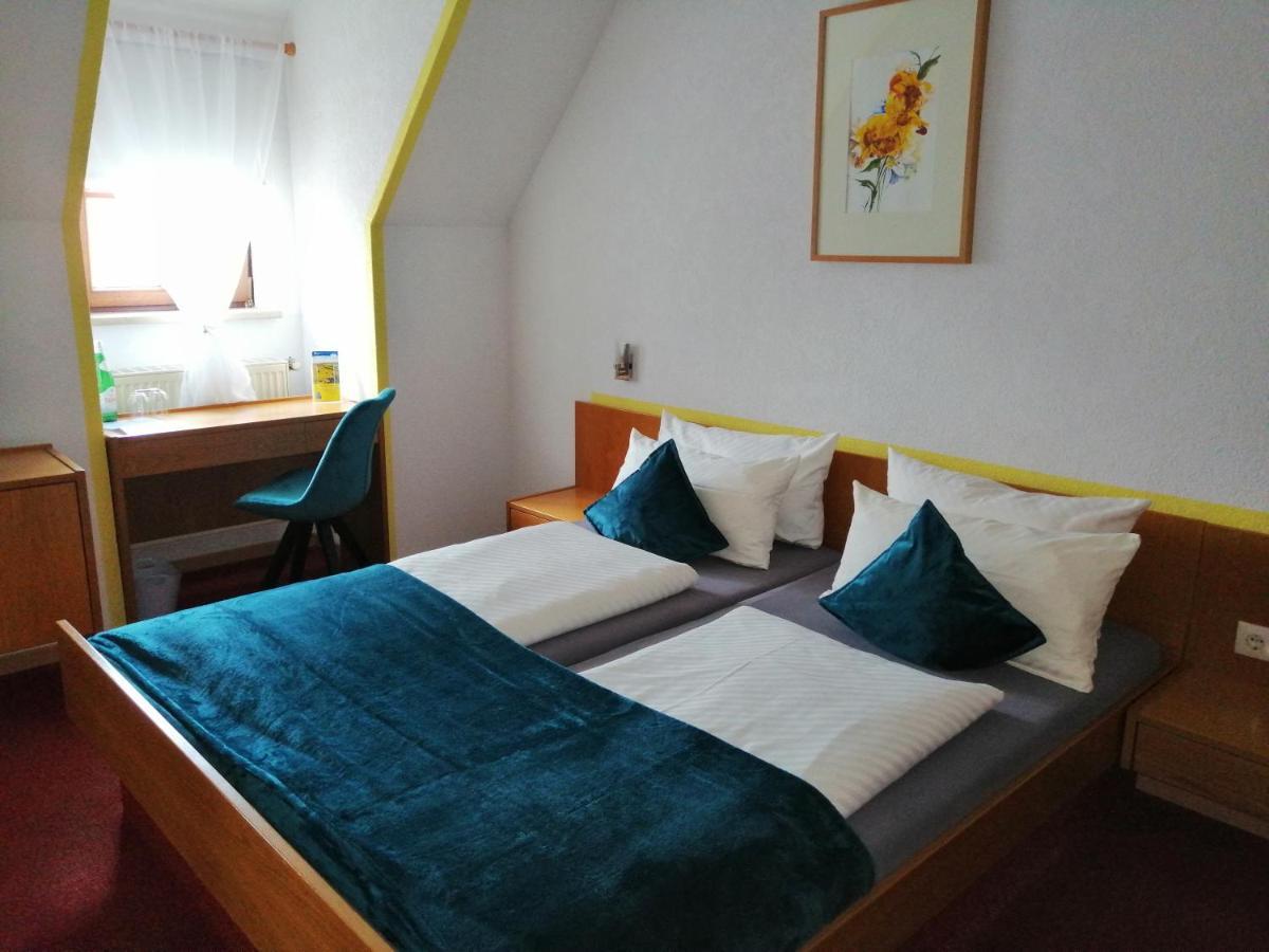 Hotel Wilder Mann Feuchtwangen Zewnętrze zdjęcie