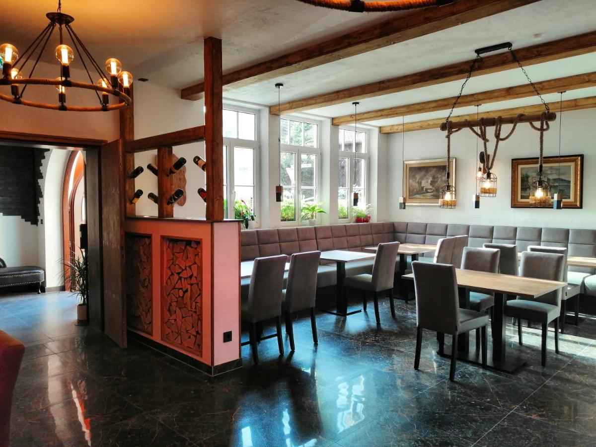 Hotel Wilder Mann Feuchtwangen Zewnętrze zdjęcie