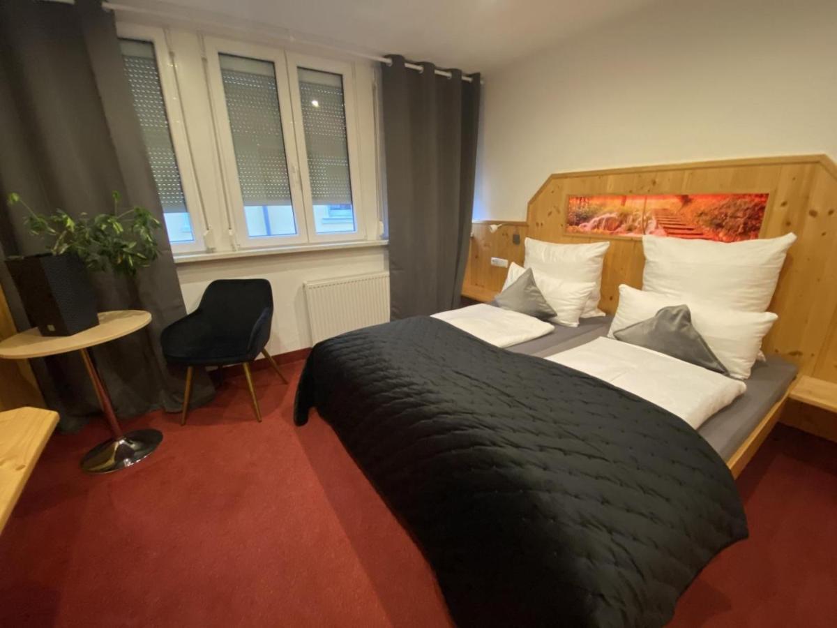 Hotel Wilder Mann Feuchtwangen Zewnętrze zdjęcie
