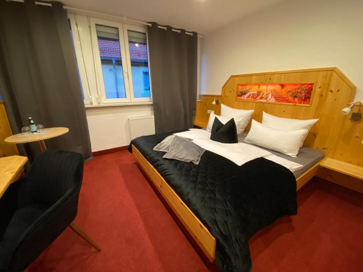 Hotel Wilder Mann Feuchtwangen Zewnętrze zdjęcie