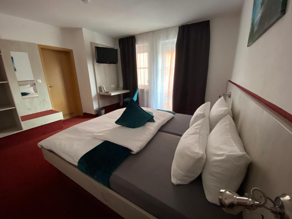 Hotel Wilder Mann Feuchtwangen Zewnętrze zdjęcie