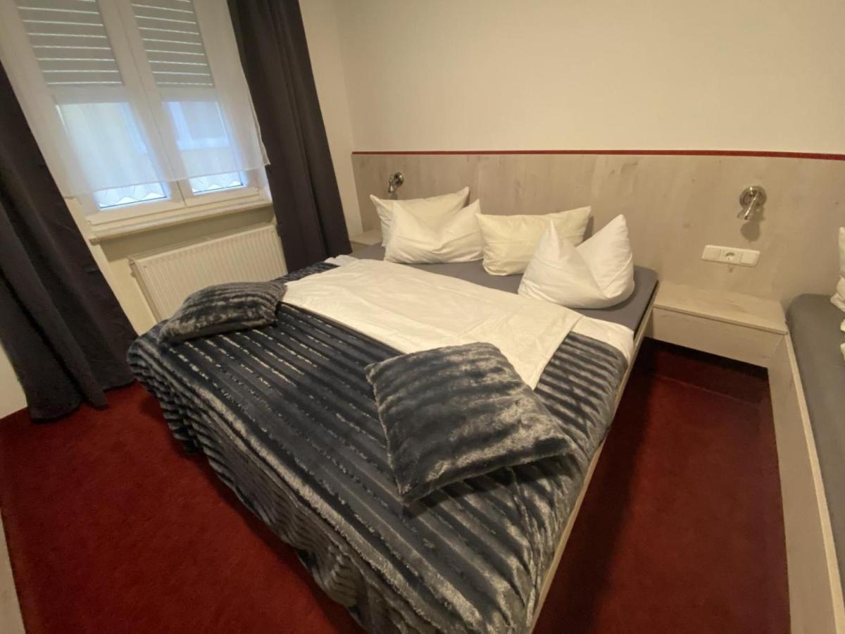 Hotel Wilder Mann Feuchtwangen Zewnętrze zdjęcie