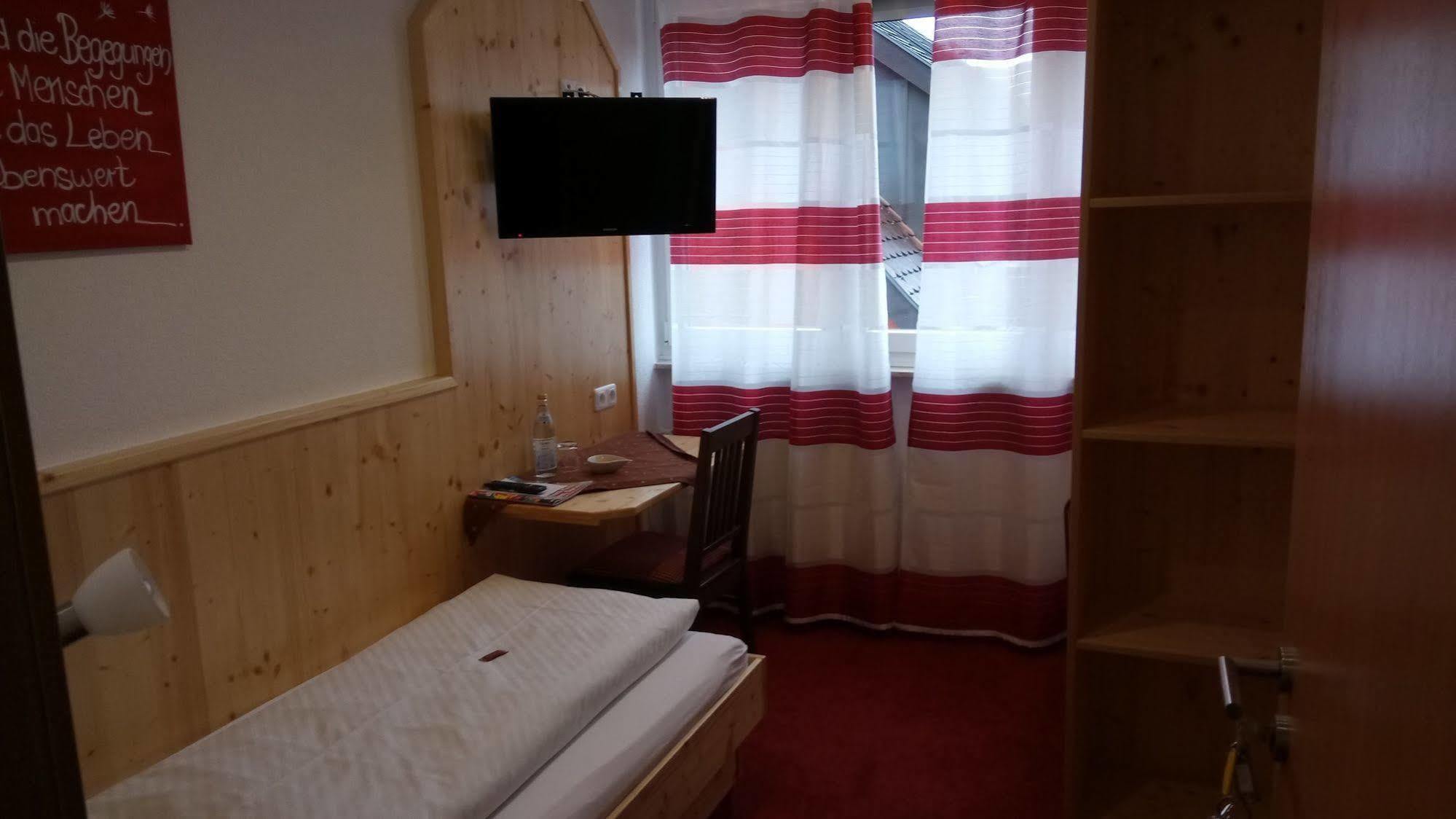 Hotel Wilder Mann Feuchtwangen Zewnętrze zdjęcie